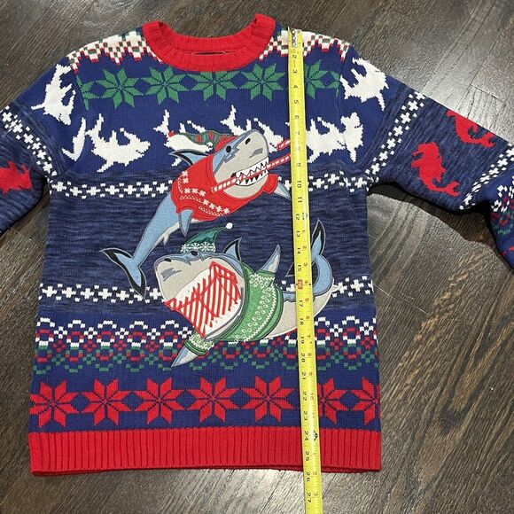 Blizzard Bay Christmas Sweater Men's Small Santa Sharks Fair Isle Holiday Ugly - Picture 7 of 8